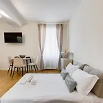 Vivilo Collection - Loft Santo Spirito شقة روما