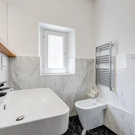 Vivilo Collection - Loft Santo Spirito Apartment *